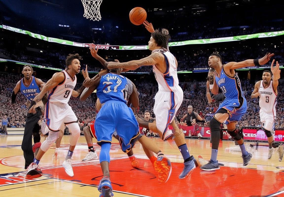 2014年NBA季后赛首轮：雷霆快船巅峰对决，球星闪耀战术制胜(图1)