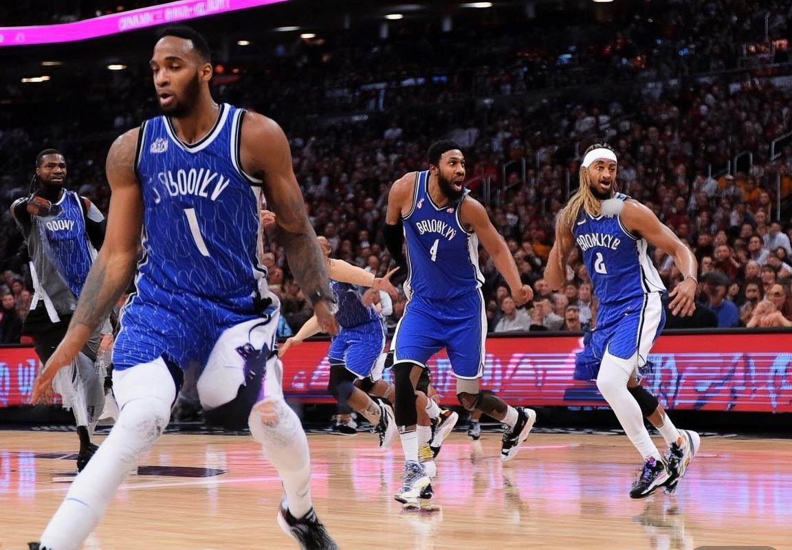 篮网112-108险胜快船：欧文哈登杜兰特三巨头绝杀对决(图1)